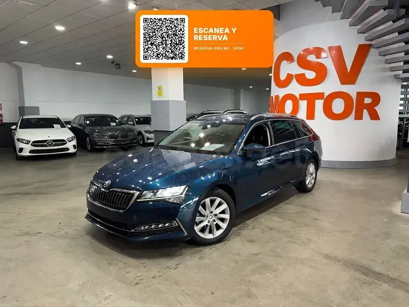 Usado Skoda Superb Style 218 CV (160 kW) 2020 Azul Familiar