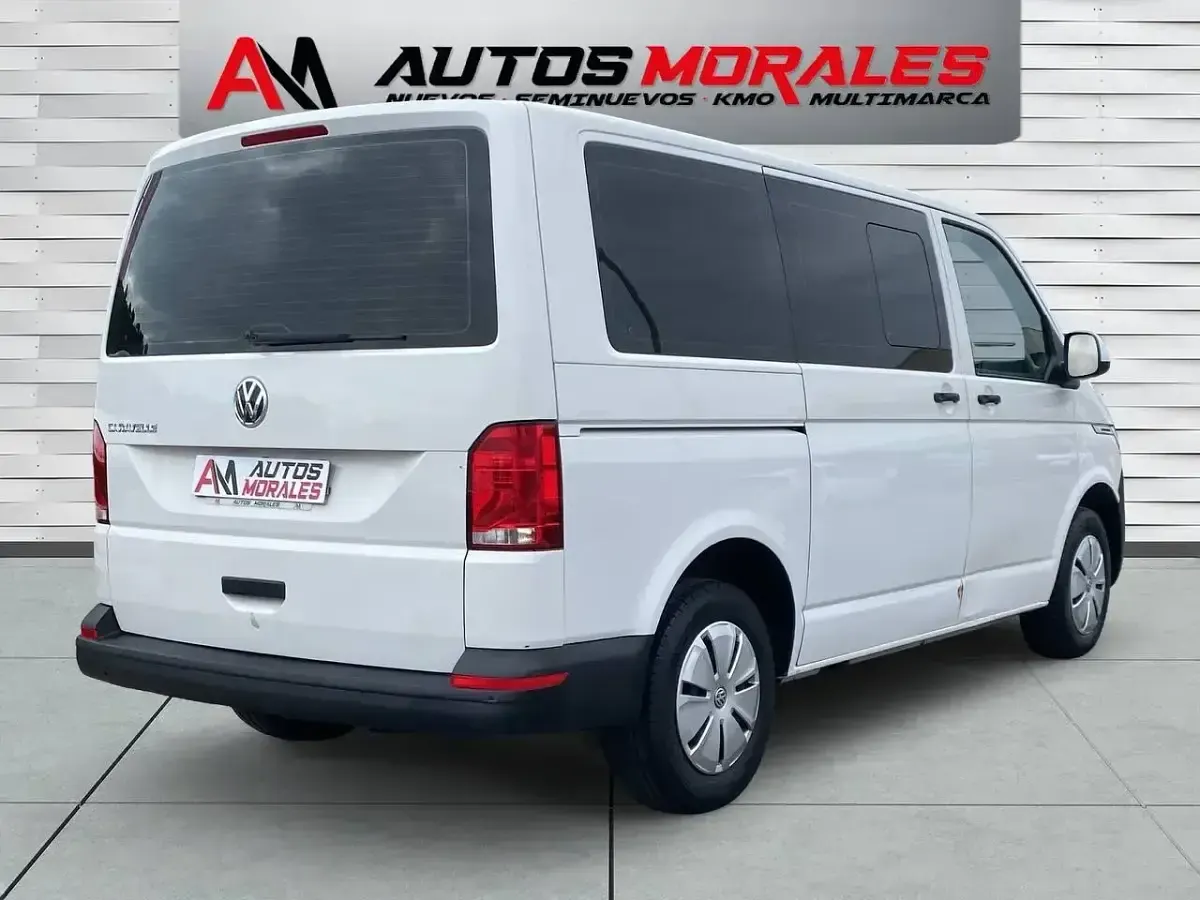 Usado VW Caravelle 150 CV (110 kW) 2021 Blanco Van