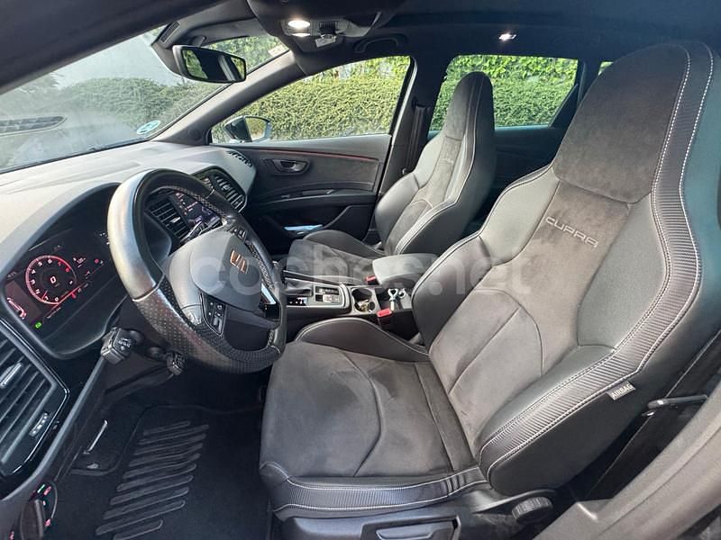 Usado Seat Leon 4Drive 300 CV (220 kW) 2020 Negro Familiar