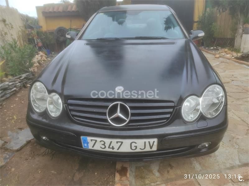 Negro Usado 2003 Mercedes CLK270 Avantgarde Coupe | 4000 € (Precio justo) - Imagen 1/4