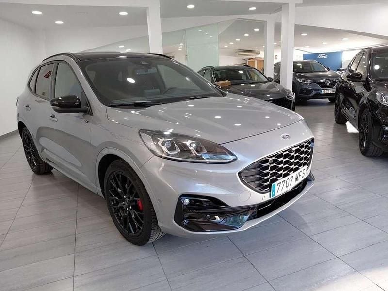 Usado Ford Kuga ST-Line X 150 CV (110 kW) 2023 Plateado SUV