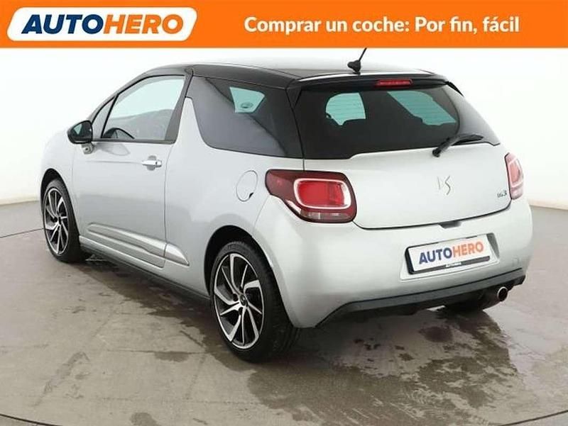 Usado DS Automobiles DS3 Crossback Style 110 CV (80 kW) 2018 Gris SUV