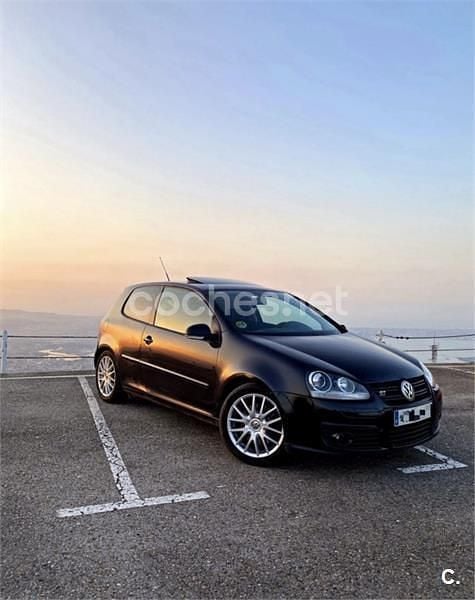 Usado VW Golf V GT 170 CV (125 kW) 2007 Negro Berlina