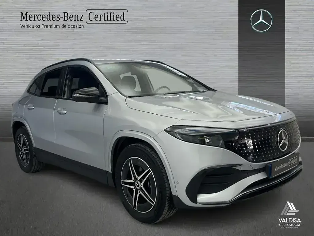 Usado Mercedes EQA250+ AMG 139 kW (190 CV) 2026 Gris SUV