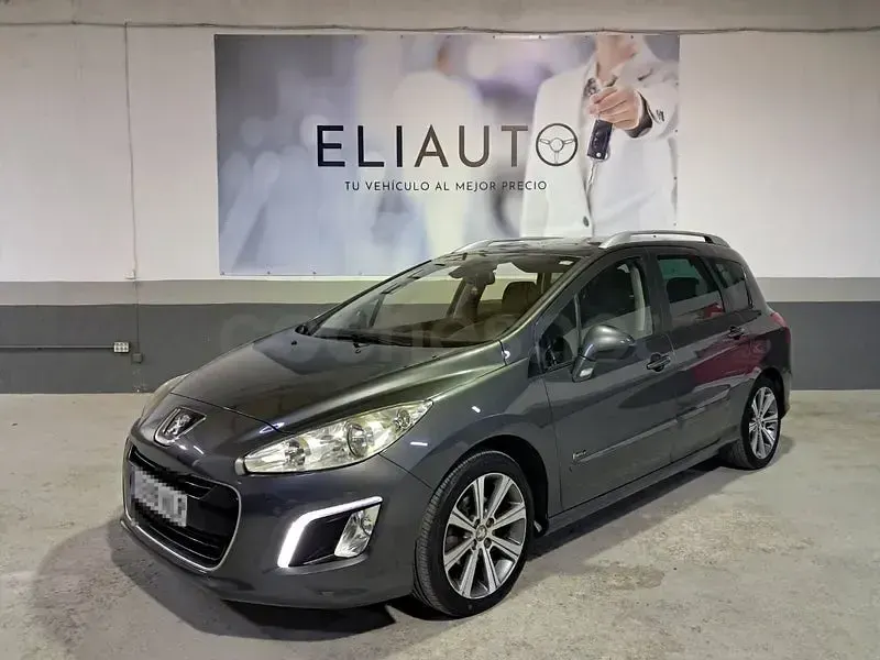 Usado Peugeot 308 SW Family 112 CV (82 kW) 2012 Azul Familiar