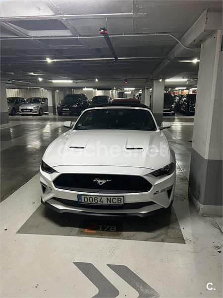 Usado Ford Mustang 314 CV (230 kW) 2019 Blanco Descapotable