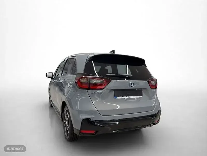 Usado Honda Jazz Sport 122 CV (89 kW) 2024 Gris Utilitario