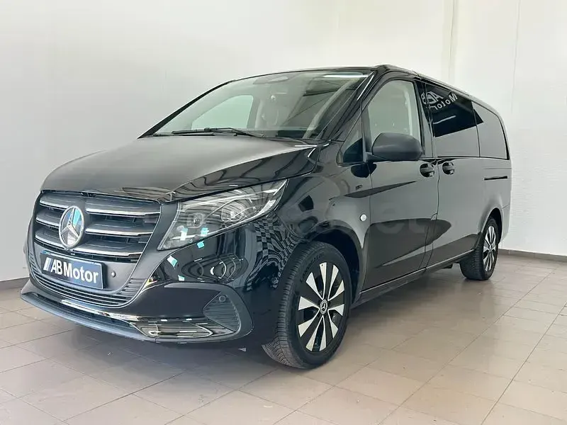 Usado Mercedes Vito 136 CV (100 kW) 2025 Negro Van