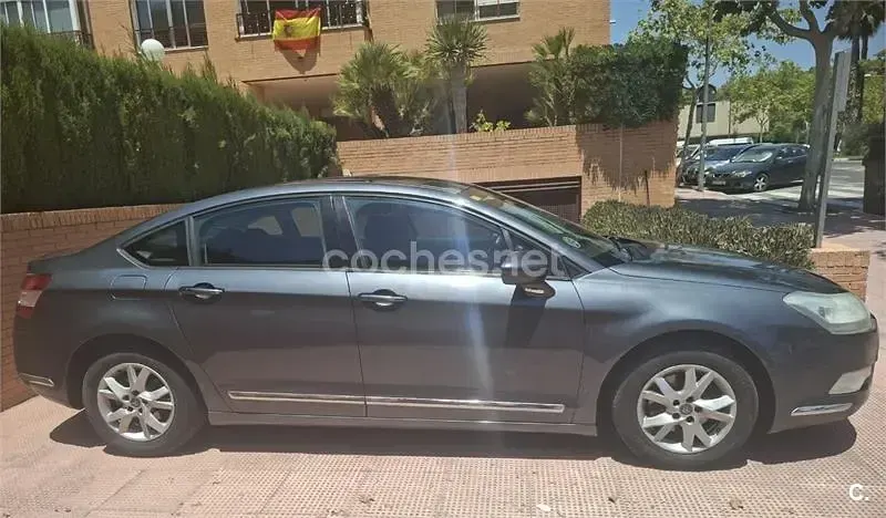 Usado Citroën C5 Business Class 109 CV (80 kW) 2009 Gris / plata Berlina