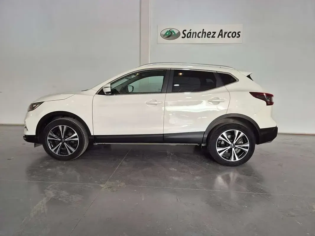 Usado Nissan Qashqai N-Connecta 114 CV (83 kW) 2020 Blanco SUV