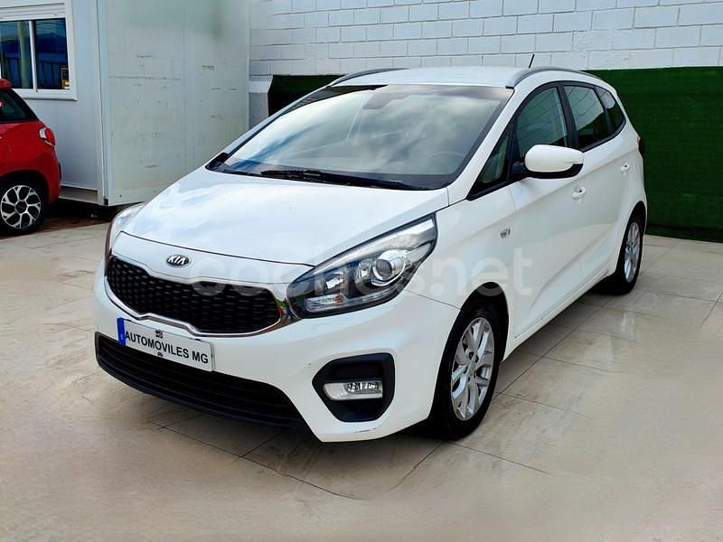 Usado Kia Carens 135 CV (99 kW) 2018 Blanco Monovolumen