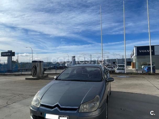 Usado Citroën C5 110 CV (80 kW) 2004 Gris / plata Berlina