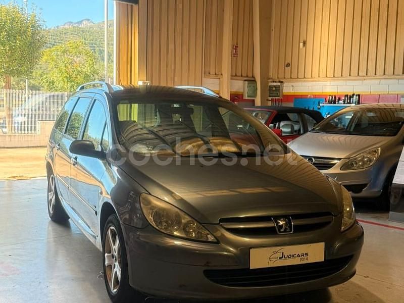 Gris / plata Usado 2005 Peugeot 307 Familiar | 2550 € (Buen precio) - Imagen 1/4