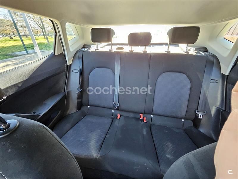 Usado Seat Ibiza Style 110 CV (80 kW) 2021 Blanco Berlina