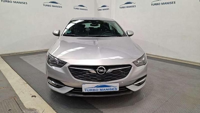 Usado Opel Insignia Innovation 166 CV (122 kW) 2020 Gris Berlina