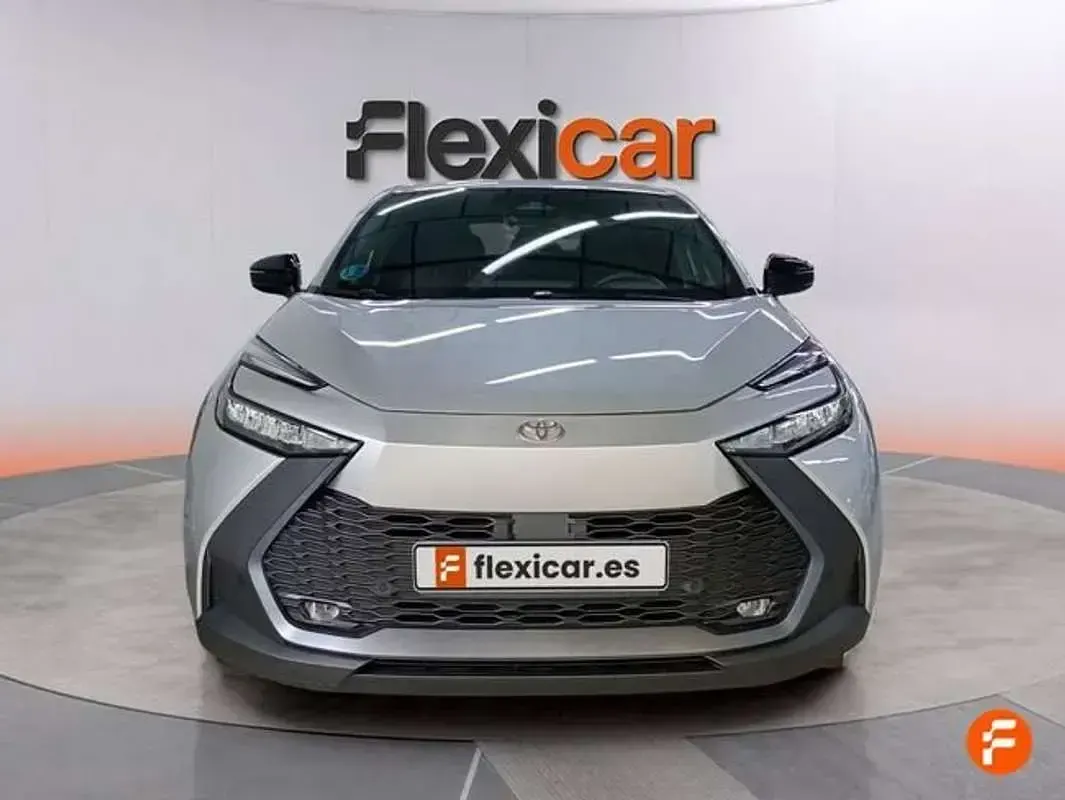 Usado Toyota C-HR Advance 140 CV (102 kW) 2024 Gris SUV