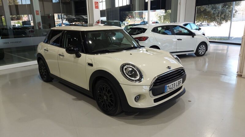 Usado Mini ONE 102 CV (75 kW) 2019 Blanco Utilitario