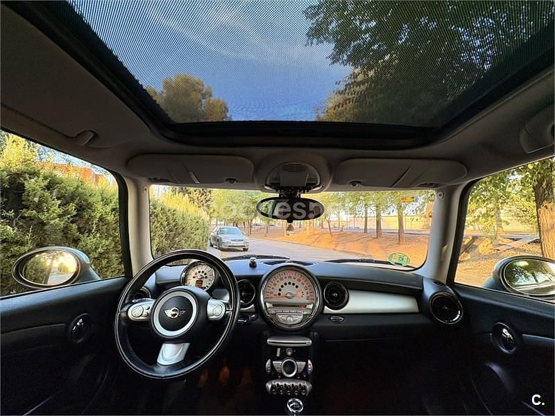 Usado Mini Cooper 120 CV (88 kW) 2010 Gris / plata Utilitario