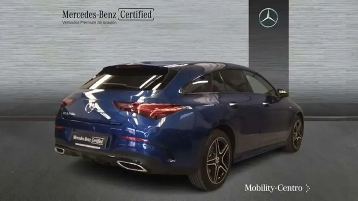 Usado Mercedes CLA250e 218 CV (160 kW) 2025 Azul Coupe