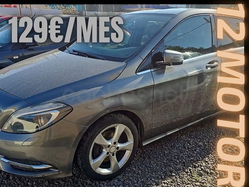 Usado Mercedes B200 136 CV (100 kW) 2012 Gris / plata Monovolumen