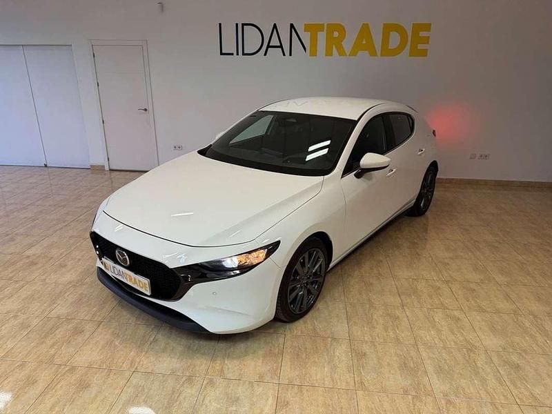 Usado Mazda 3 Center-Line 139 CV (102 kW) 2025 Blanco Utilitario