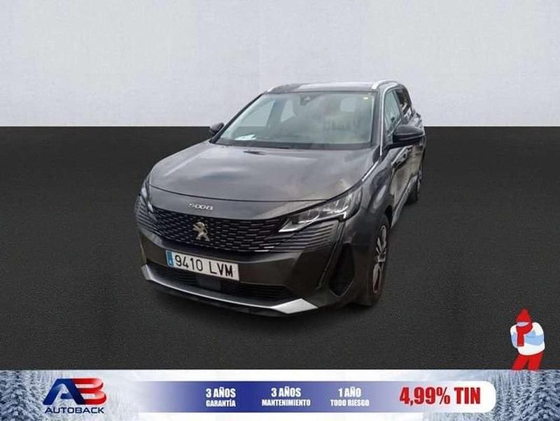 Usado Peugeot 5008 Allure 131 CV (96 kW) 2021 Gris SUV