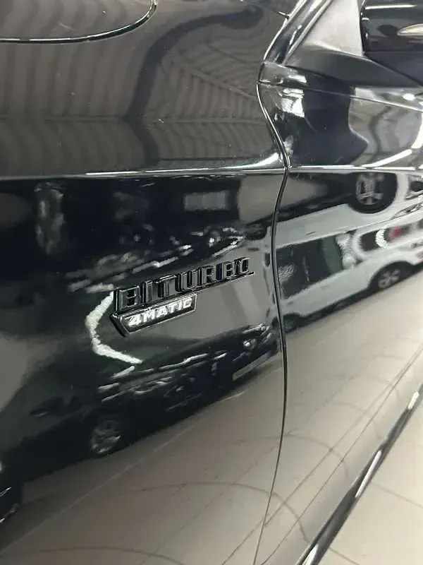 Usado Mercedes C400 333 CV (244 kW) 2015 Negro Familiar