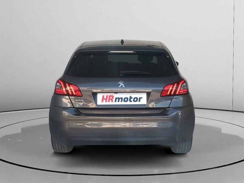 Usado Peugeot 308 Allure 132 CV (97 kW) 2021 Gris Utilitario