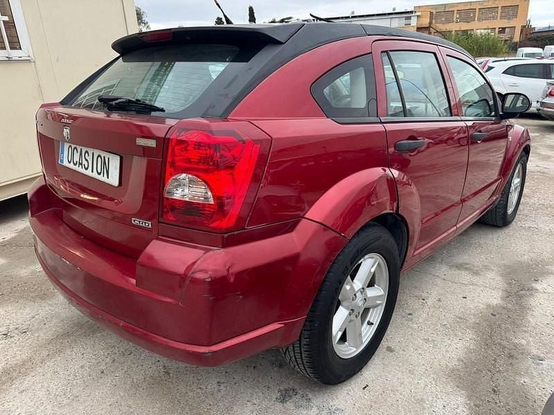 Käytetty Dodge Caliber SXT 140 HP (102 kW) 2009 Punainen Viistoperä