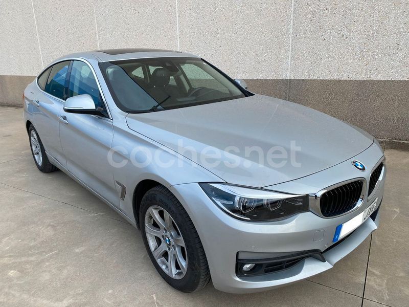 Gris / plata Usado 2017 BMW 320 Gran Turismo Berlina | 16.300 € (Precio justo) - Imagen 1/4