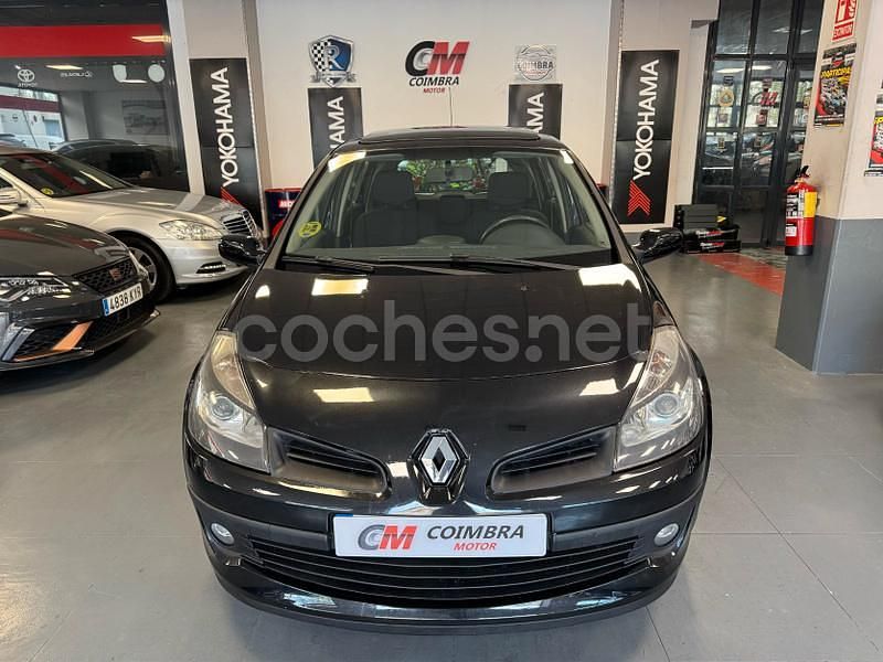 Usado Renault Clio II Extreme 100 CV (73 kW) 2006 Negro Berlina