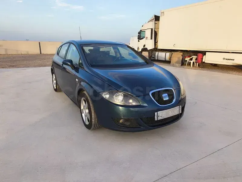 Usado Seat Leon Stylance 140 CV (102 kW) 2007 Azul Utilitario