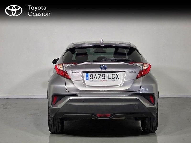 Usado Toyota C-HR Advance 122 CV (89 kW) 2019 Gris / plata SUV