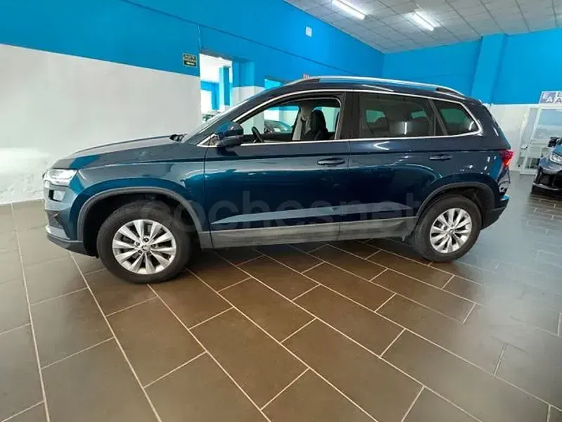 Usado Skoda Karoq Selection 115 CV (84 kW) 2026 Azul SUV