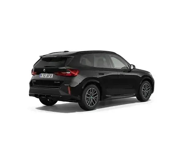 Usado BMW iX1 M Sport 150 kW (204 CV) 2025 Negro SUV