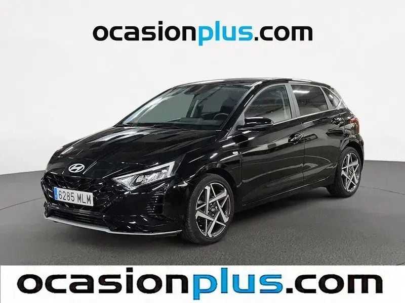 Negro Usado 2023 Hyundai i20 Utilitario | 18.082 € (Precio justo) - Imagen 1/4