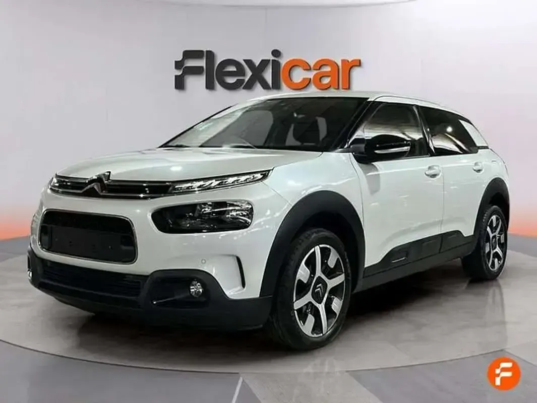 Usado Citroën C4 Shine 131 CV (96 kW) 2020 Blanco Utilitario