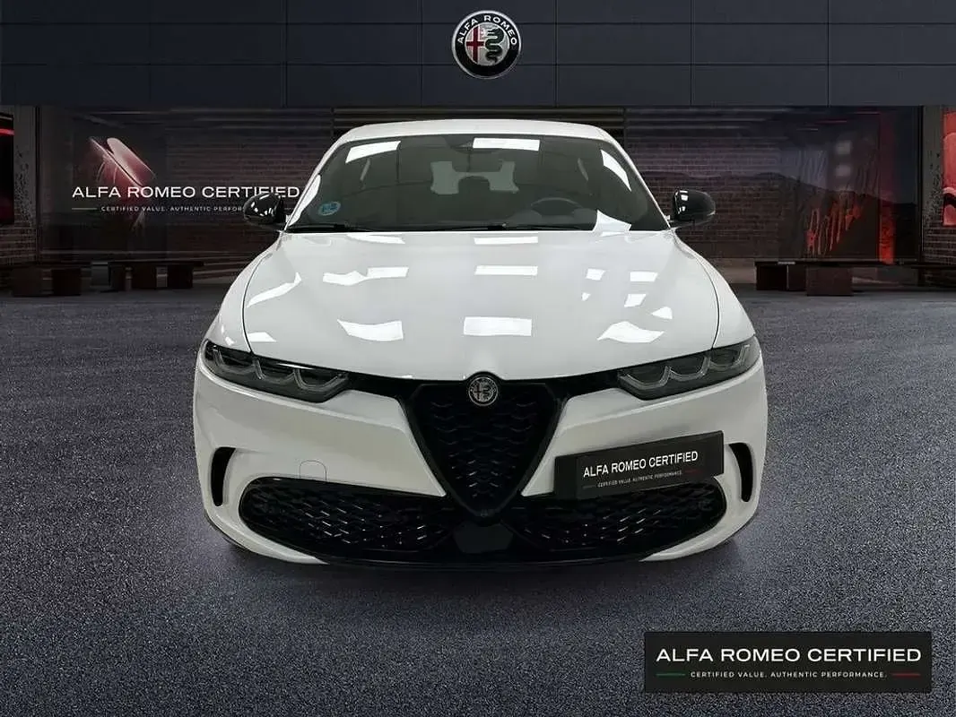 Usado Alfa Romeo Tonale Sprint 131 CV (96 kW) 2025 Negro SUV