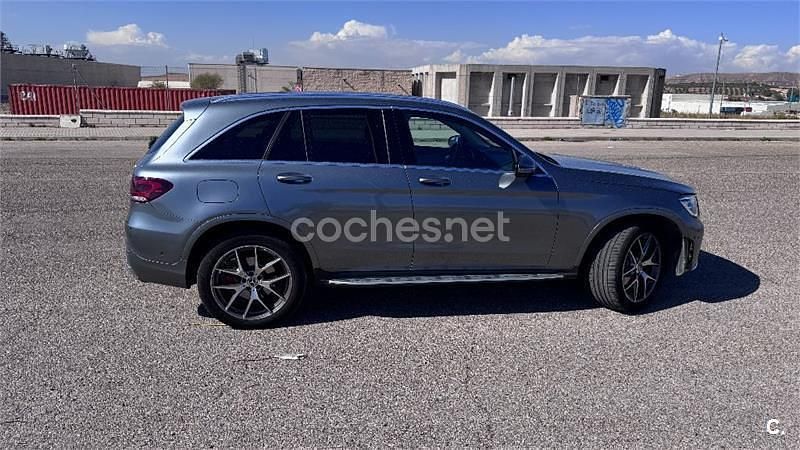 Gris / plata Usado 2022 Mercedes GLC300e SUV | 45.000 € (Precio justo) - Imagen 1/4
