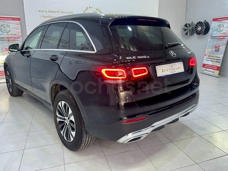 Usado Mercedes GLC300e 313 CV (230 kW) 2022 Negro SUV