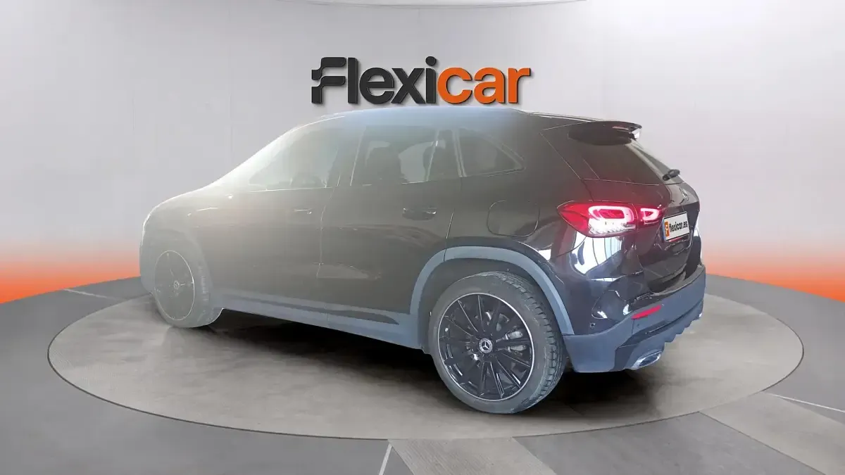 Usado Mercedes GLA250 218 CV (160 kW) 2021 Negro SUV