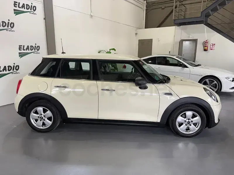 Usado Mini One D 95 CV (69 kW) 2017 Beige Utilitario