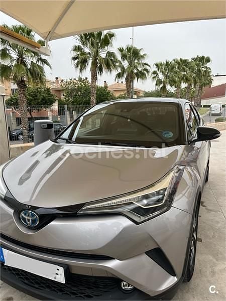Usado Toyota C-HR Plus 122 HP (89 kW) 2017 Cinzento SUV