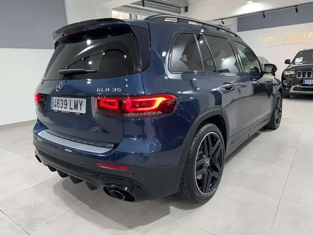 Usado Mercedes GLB200 AMG 306 CV (225 kW) 2021 Azul SUV