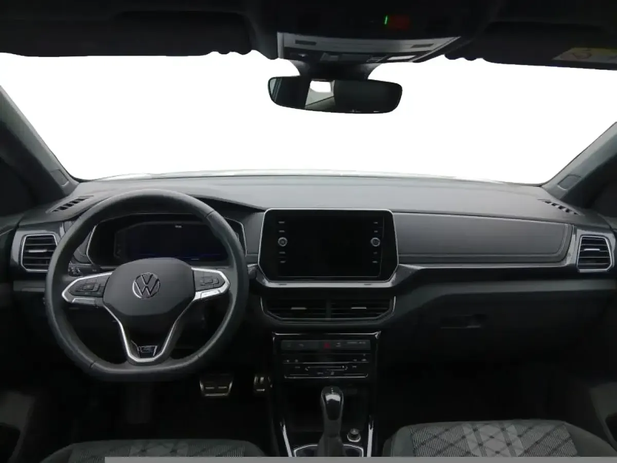 Usado VW T-Cross R-line 150 CV (110 kW) 2025 Blanco SUV