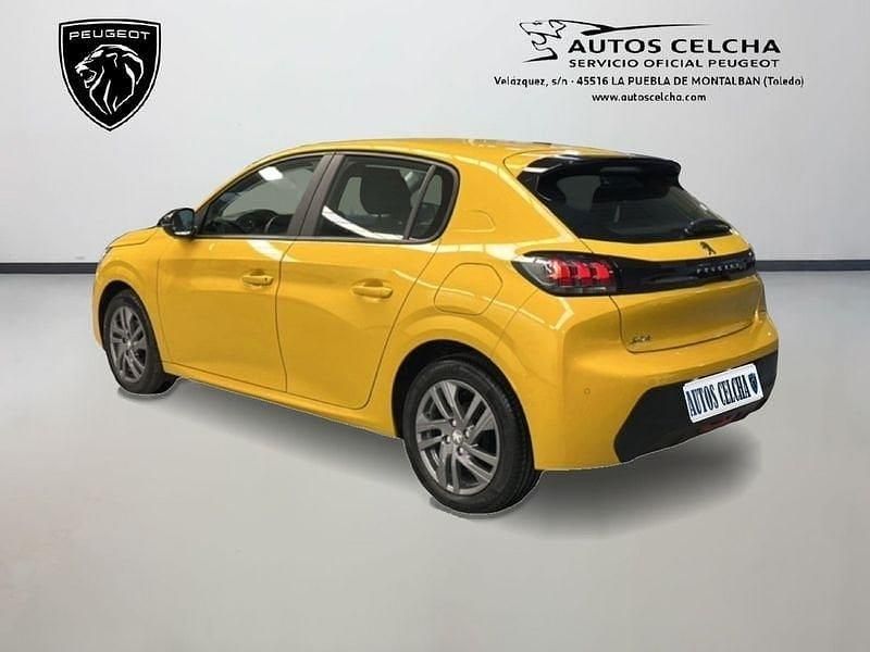 Usado Peugeot 208 Active 75 CV (55 kW) 2022 Amarillo Utilitario