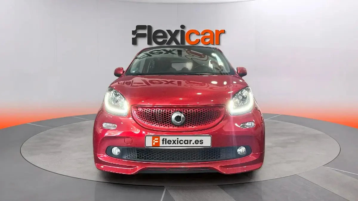 Usado Smart ForFour 90 CV (66 kW) 2019 Rojo Utilitario