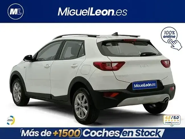 Usado Kia Stonic 79 CV (58 kW) 2025 Blanco SUV