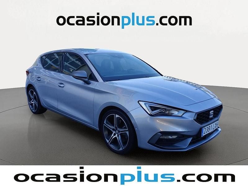 Usado Seat Leon FR 150 CV (110 kW) 2022 Gris