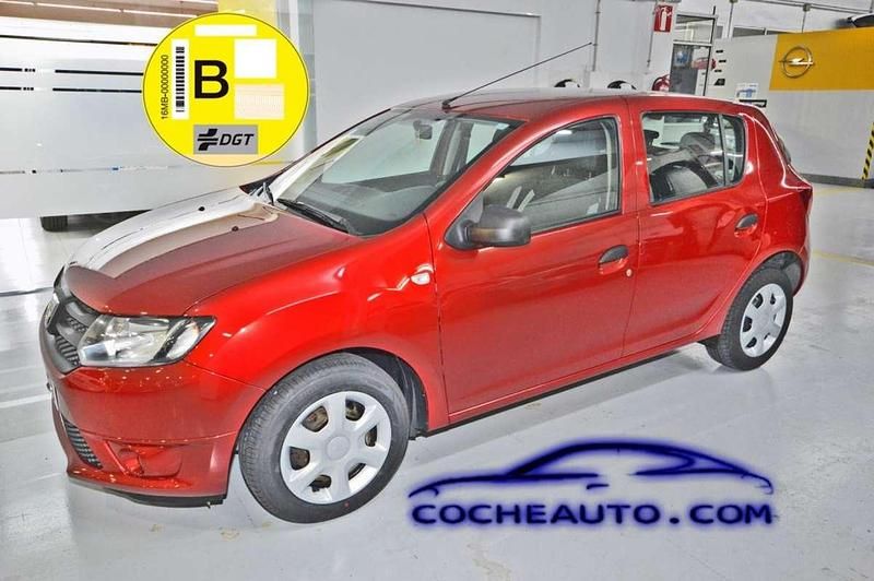 Rojo Usado 2014 Dacia Sandero Ambiance Utilitario | 7000 € (Precio justo) - Imagen 1/4